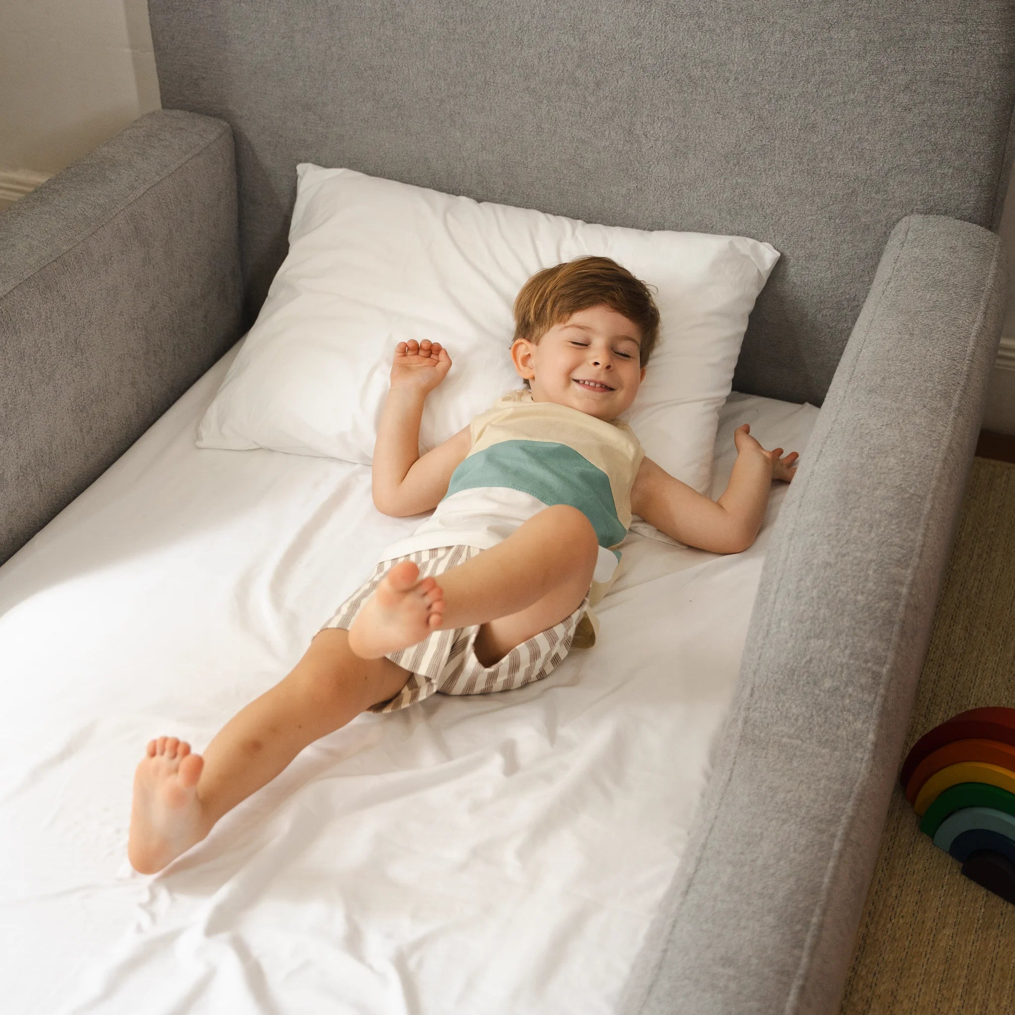 Cama Montessoriana Solteiro - Cinza | Little Duck