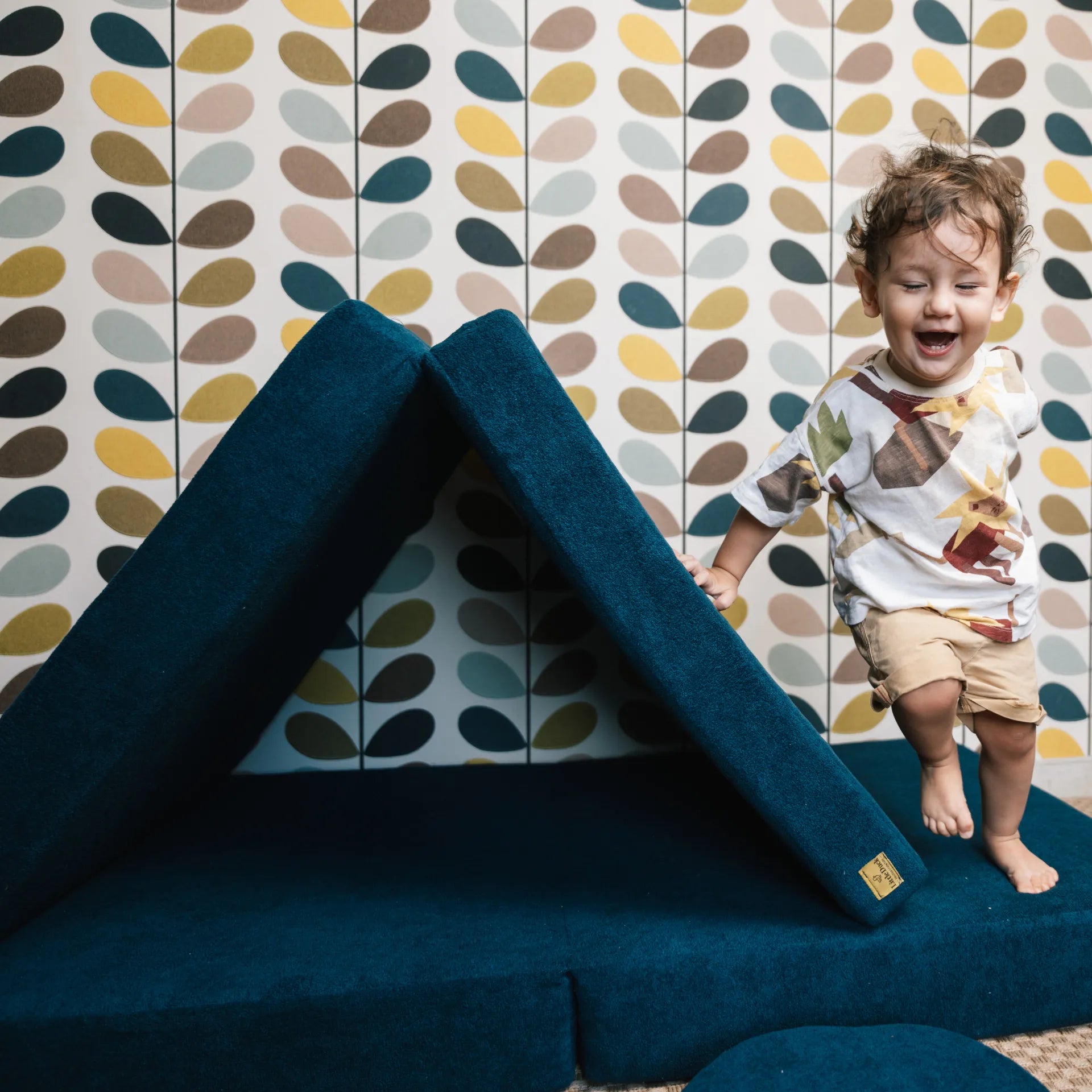 Cama montessoriana Solteiro + Sofá de Brincar 50% OFF | Little Duck