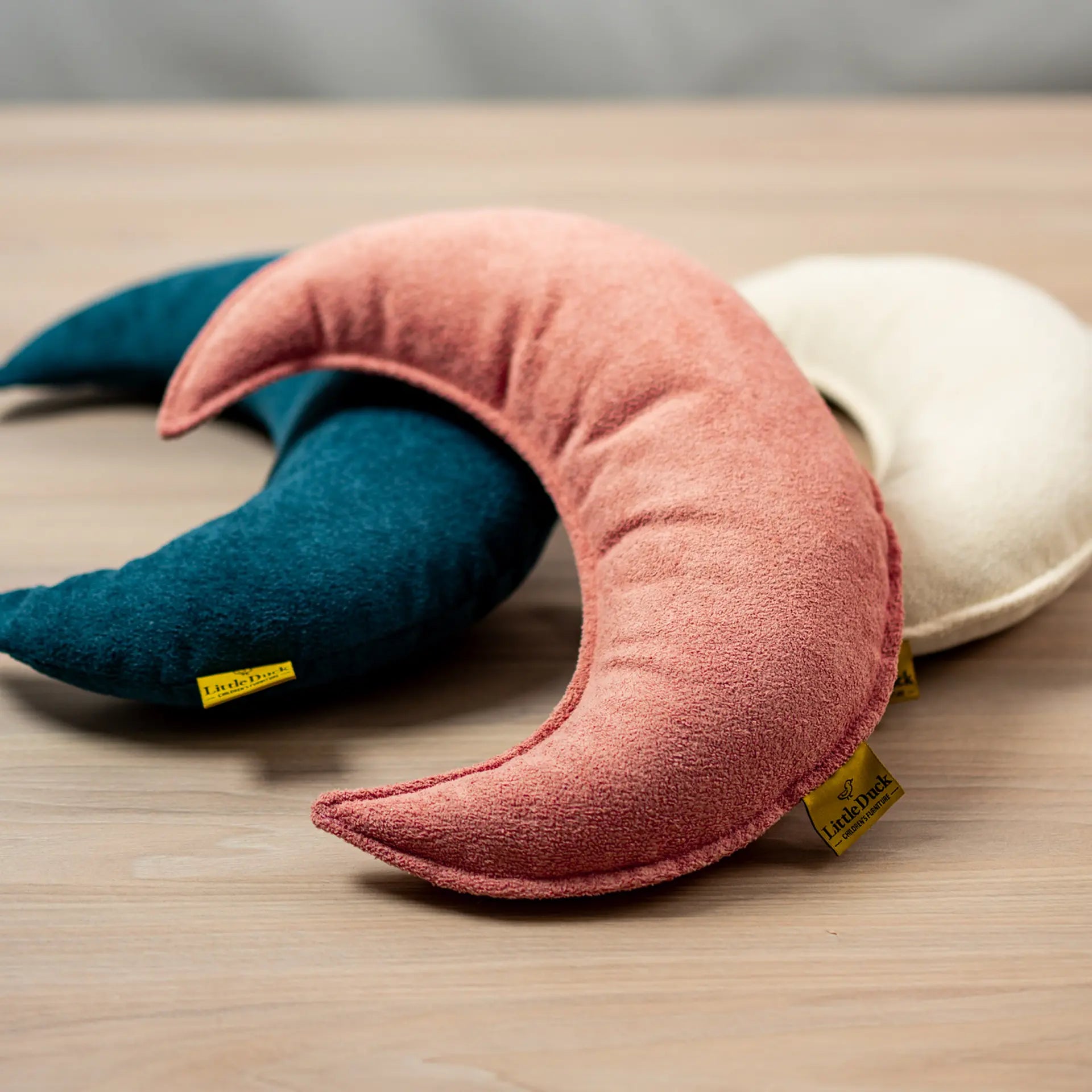 Kit 3 Almofadas (Retangular, Nuvem e Lua)