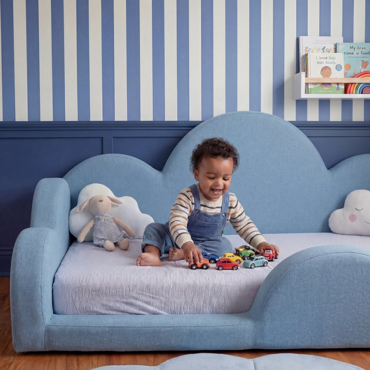 Cama Montessoriana Nuvem - Azul Claro | Little Duck