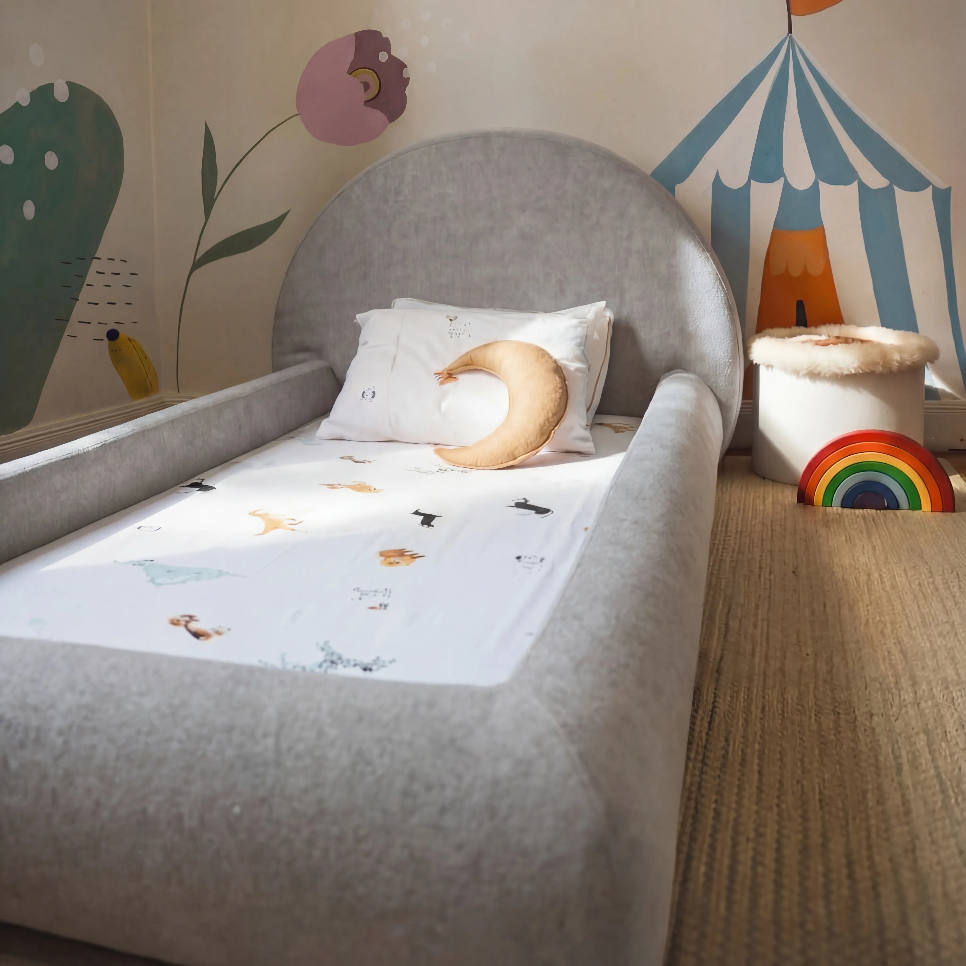 Cama Montessoriana Sol - Cinza | Little Duck
