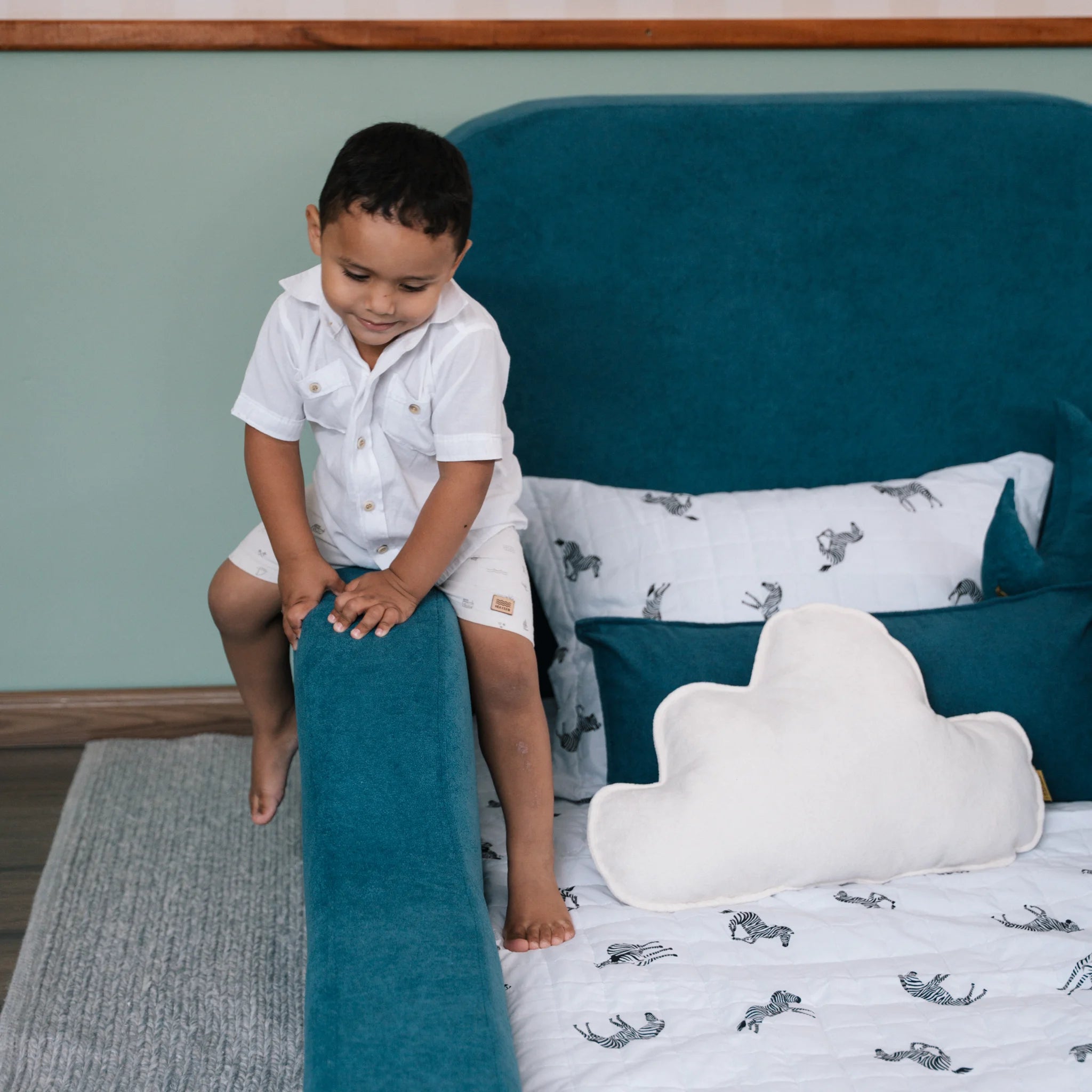 Cama Montessoriana Casal - Azul Marinho | Little Duck